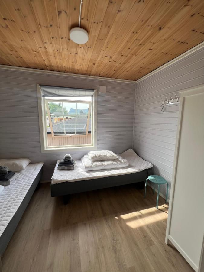 Koselig Hus I Havna Apartment Svolvaer Exterior photo